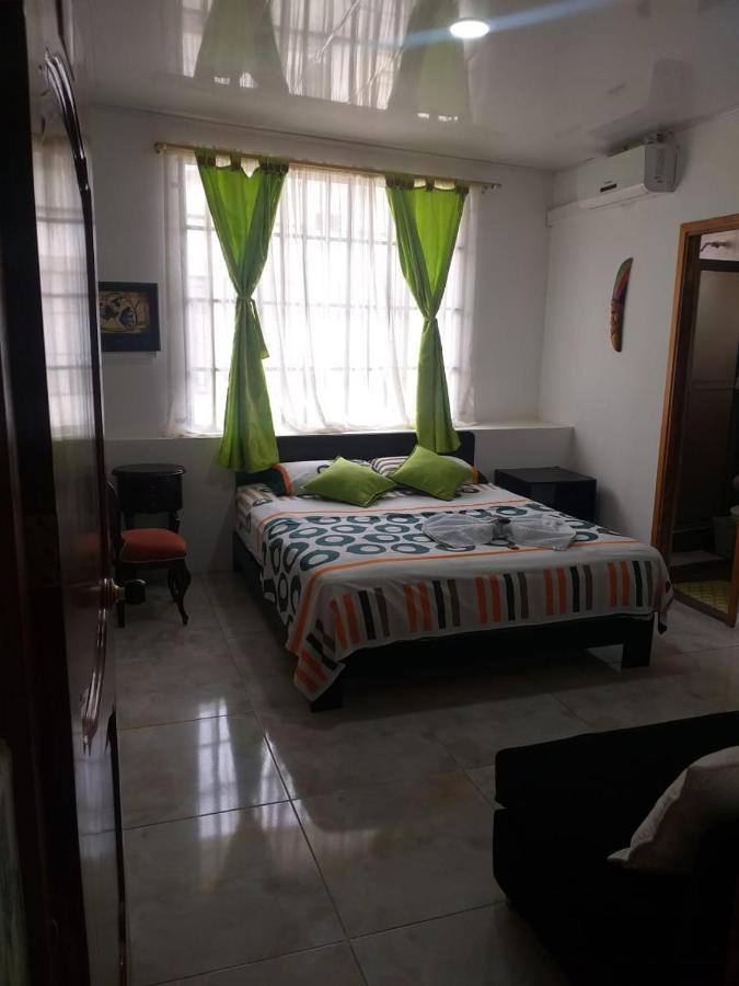 Mocoa Hotel Luis Angel מראה חיצוני תמונה