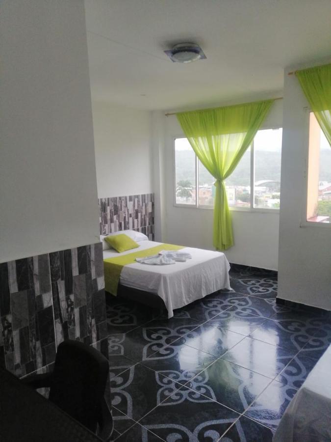 Mocoa Hotel Luis Angel מראה חיצוני תמונה